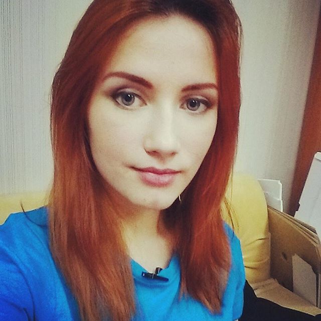 Natasha Firsakova taking a selfie