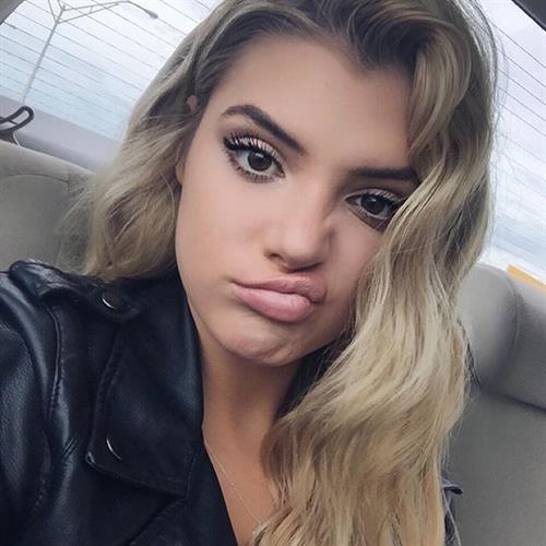 Alissa Violet