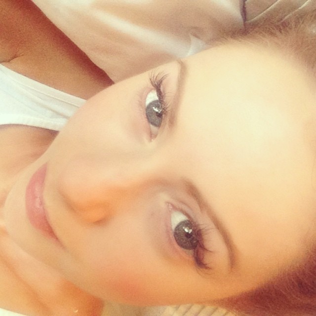 Laura Carter taking a selfie