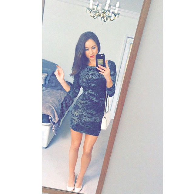 Laura Carter taking a selfie