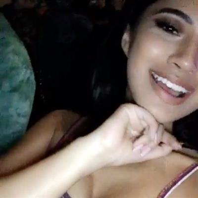 Julia Kelly taking a selfie