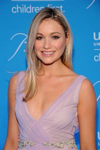 Katrina Bowden Pictures Katrina Bowden