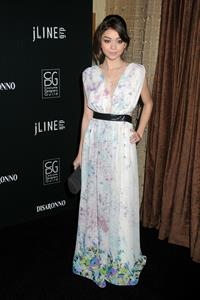 Sarah Hyland at Costume Designers Guild Awards in Beverly Hills, February 22, 2011