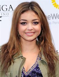 Sarah Hyland at the 2013 Lakers Casino Night in LA March 10, 2013