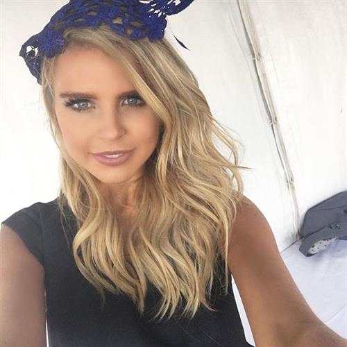 Tegan Martin taking a selfie