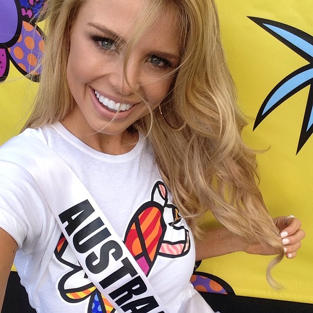 Tegan Martin taking a selfie