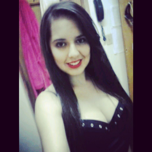 Veronica Rangel Selfie Pictures Veronica Rangel taking a selfie