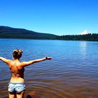 Sara Jean Underwood - ass