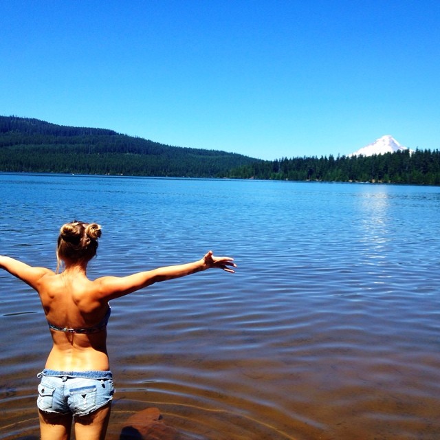 Sara Jean Underwood - ass