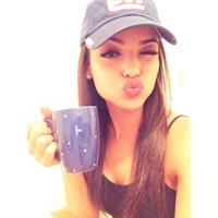 Lisa Ramos taking a selfie