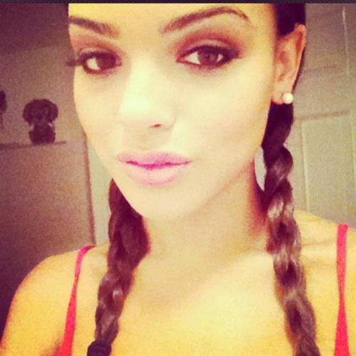 Lisa Ramos taking a selfie