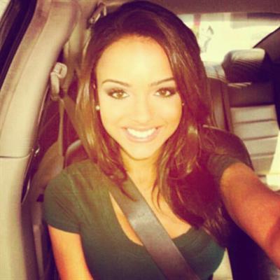 Lisa Ramos taking a selfie