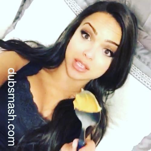 Lisa Ramos taking a selfie