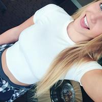 Courtney Tailor taking a selfie