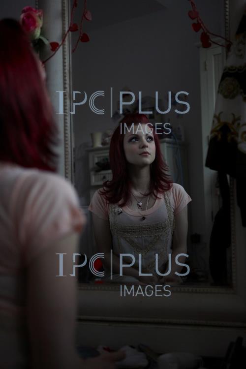 Kathryn Prescott