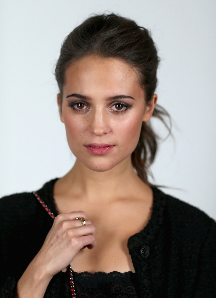 Alicia Vikander