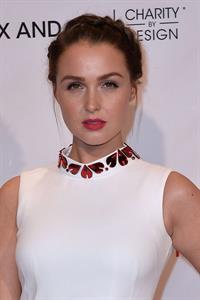 Camilla Luddington