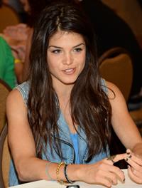 Marie Avgeropoulos