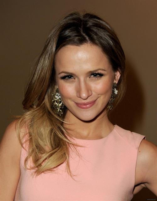 Shantel VanSanten