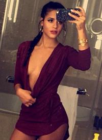 Katya Elise Henry taking a selfie