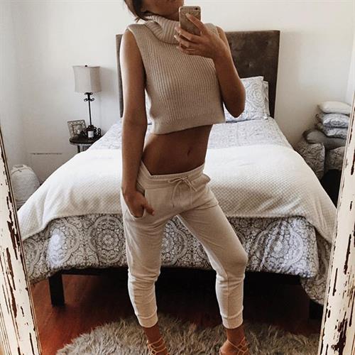 Brittny Ward taking a selfie