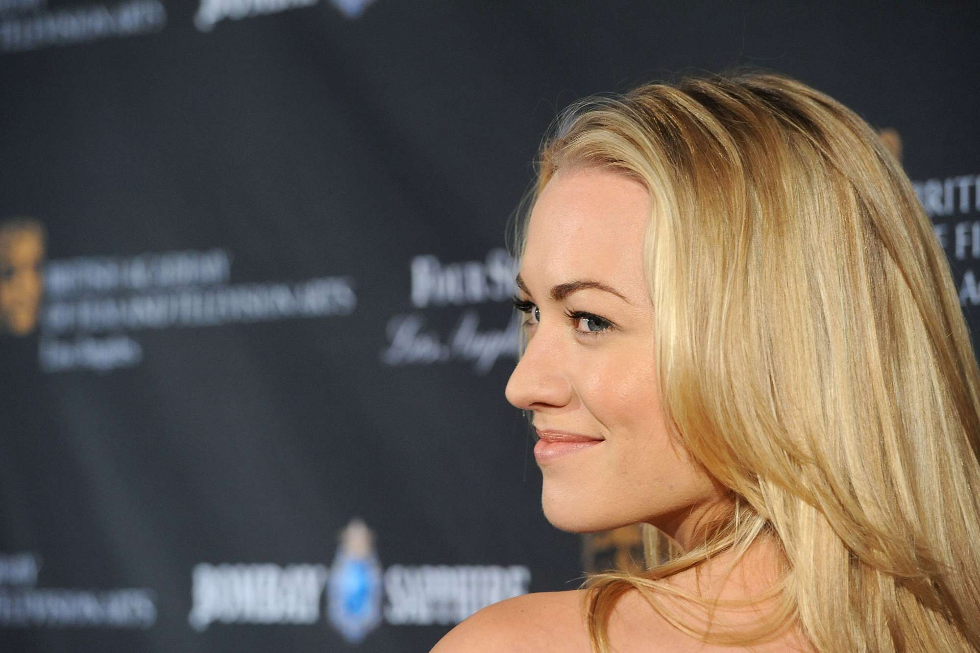 Yvonne Strahovski
