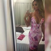 Sarah Louise Harris taking a selfie