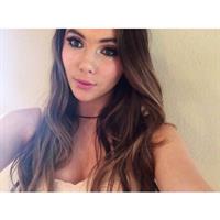 McKayla Maroney taking a selfie