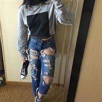 McKayla Maroney taking a selfie