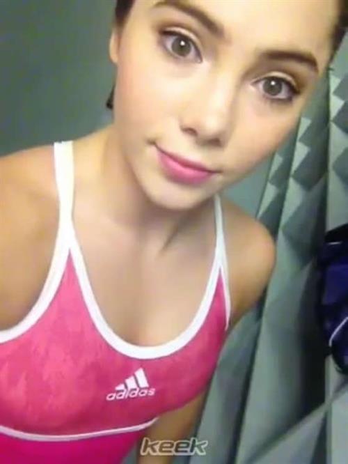 McKayla Maroney taking a selfie