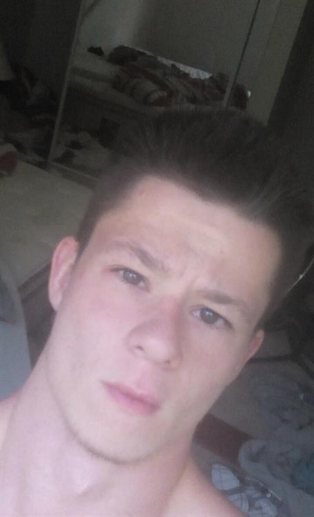 Thomas taking a selfie