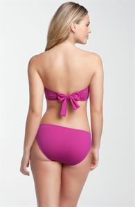 Elisandra Tomacheski in a bikini - ass