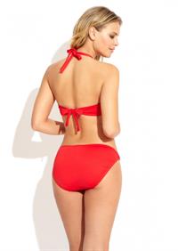 Elisandra Tomacheski in a bikini - ass