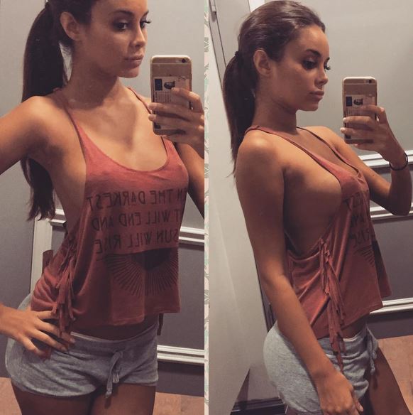 Susanna Canzian taking a selfie