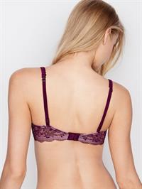 Vita Sidorkina in lingerie