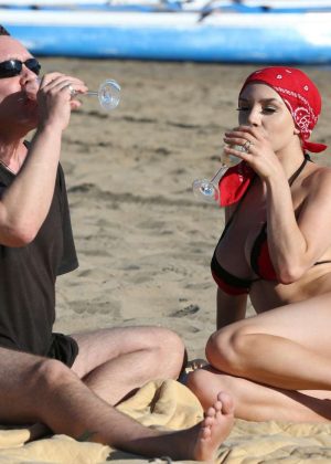Courtney Stodden Bikini Candids at the beach in Venice