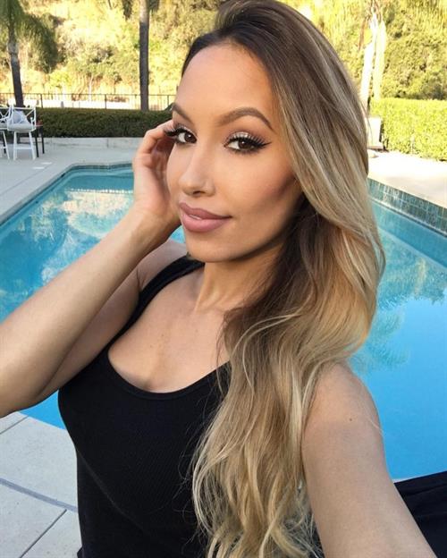 Alexia Cortez taking a selfie