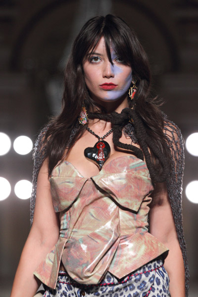 Daisy Lowe