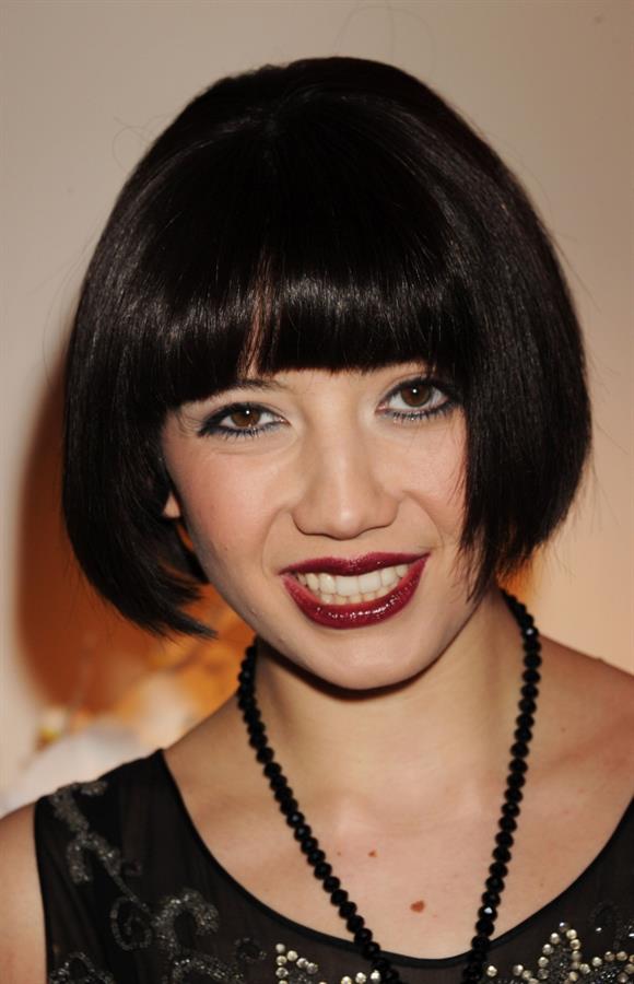 Daisy Lowe