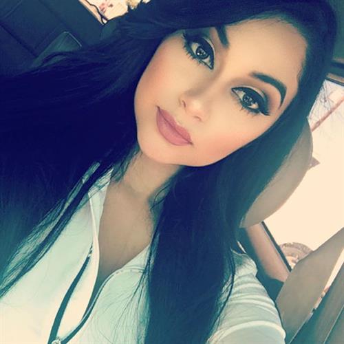 Jailyne Ojeda Ochoa taking a selfie