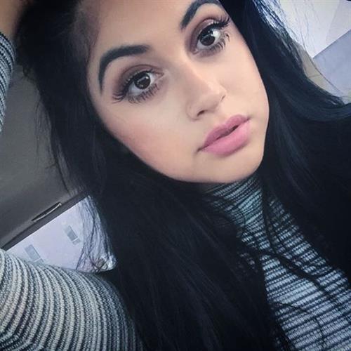 Jailyne Ojeda Ochoa taking a selfie