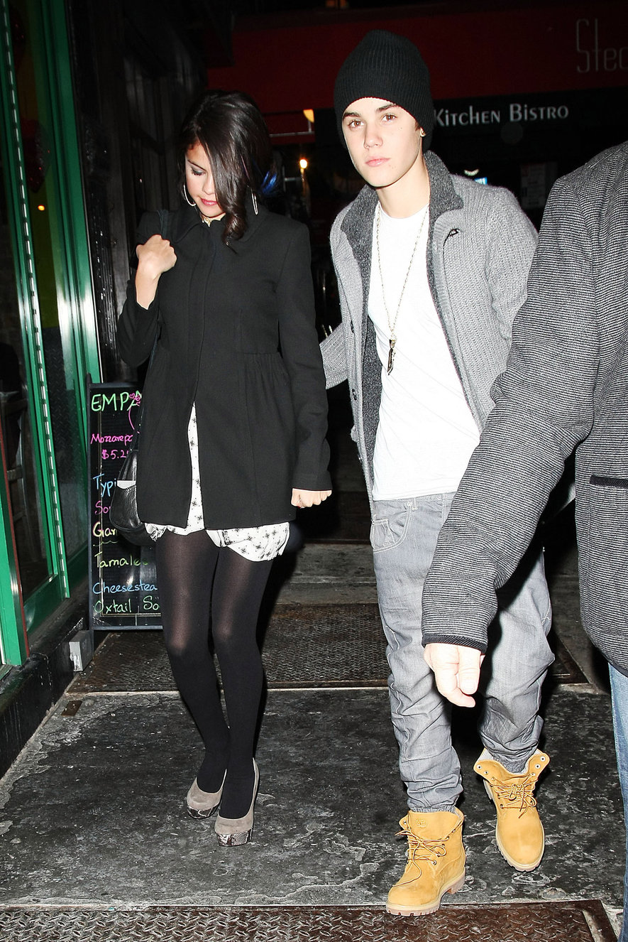 Selena Gomez leaving a restaurant in New York City on December 2, 2012