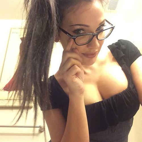 Kristina Basham taking a selfie