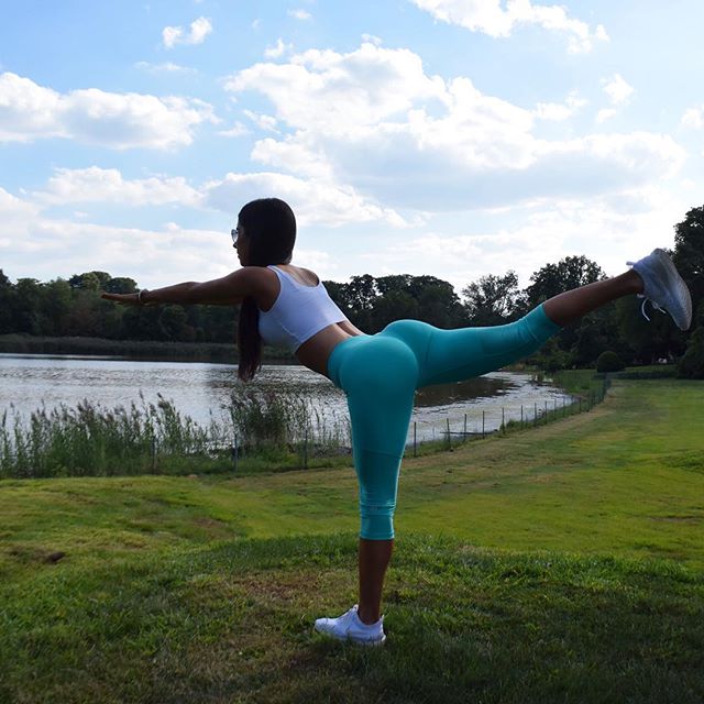 Jen Selter in Yoga Pants - ass