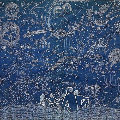 Sahara Ray taking a selfie