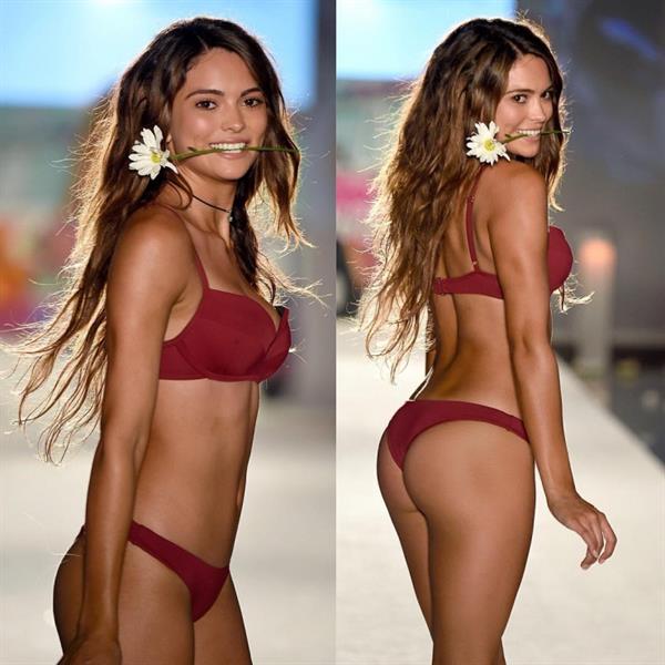 Kyra Santoro in a bikini - ass
