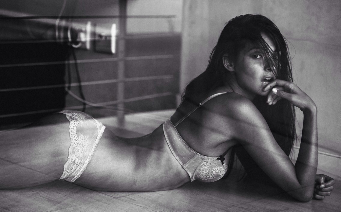 Anelia Moor in lingerie