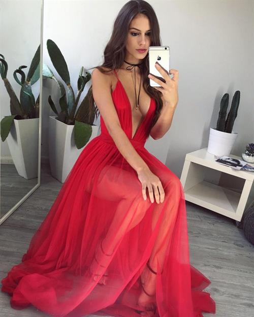 Betsy Alvarez taking a selfie