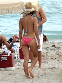 Zoe Kravitz in a bikini - ass