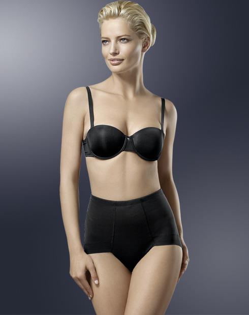 Jessica Van Der Steen in lingerie